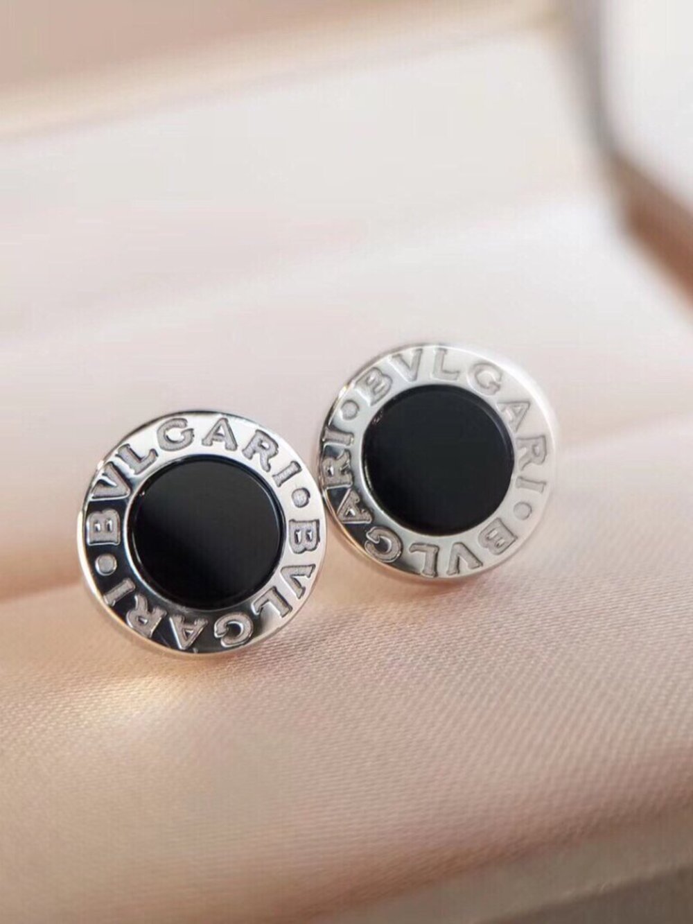 Bulgari Black and White Natural Stone Earrings - Picture 5 of 5